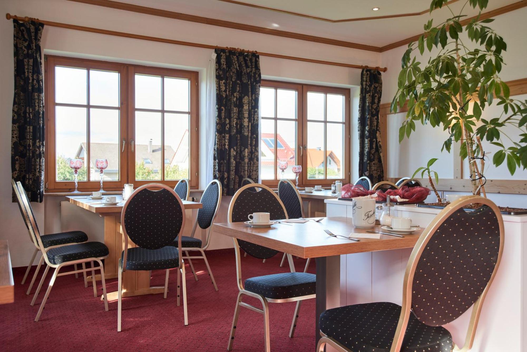 Hotel Restaurant Adler Westhausen  Exterior photo