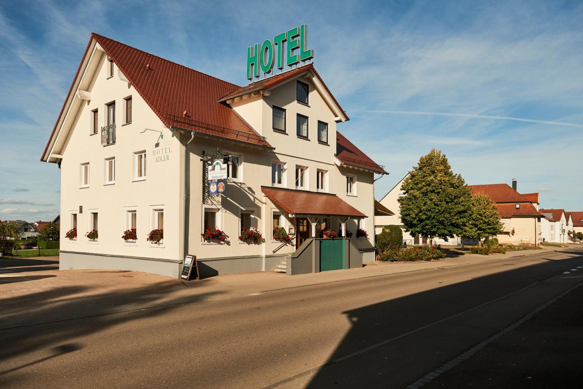 Hotel Restaurant Adler Westhausen  Exterior photo